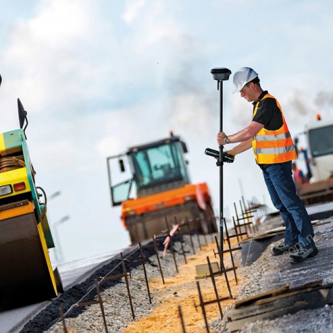 GNSS приёмник LEICA GS18T LTE&UHF (расширенный)