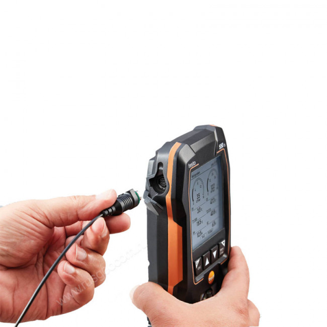 Цифровой манометрический коллектор Testo 550s комплект 3 в кейсе c шлангами Цифровой манометрический коллектор Testo 550s комплект 3 в кейсе c шлангами