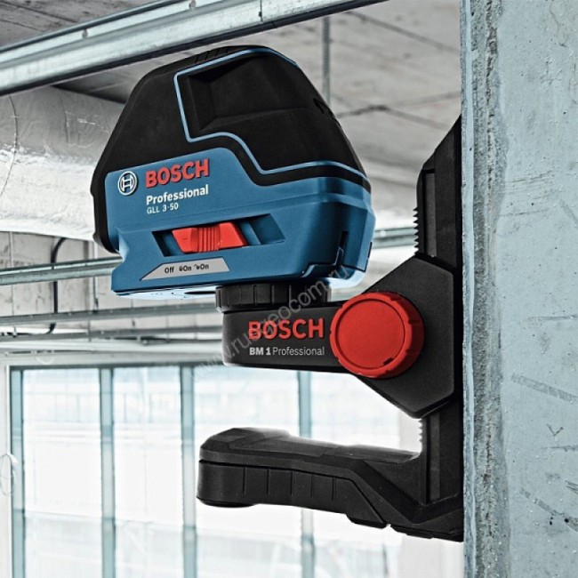 Лазерный уровень Bosch GLL 3-50+BM 1 с калибровкой Лазерный уровень Bosch GLL 3-50+BM 1 с калибровкой