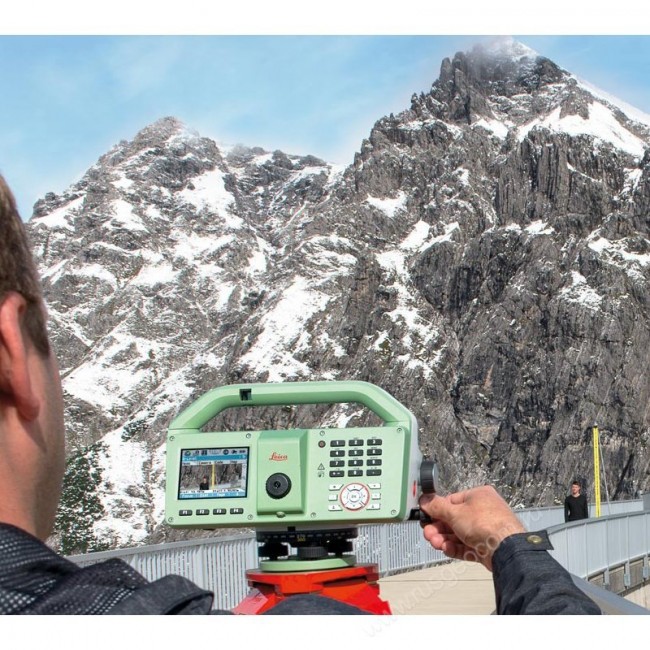 Цифровой нивелир Leica LS15 (0.3 мм) Цифровой нивелир Leica LS15 (0.3 мм)